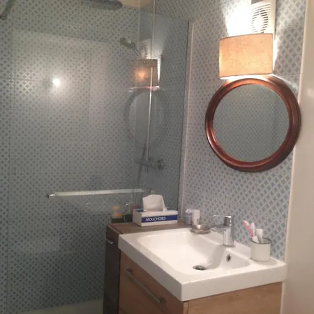 Appartamento Large Flat In Montmartre With Terrace Parigi